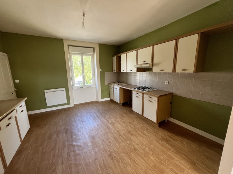 Vente Immeuble ST PRIEST SOUS AIXE - -  145 m² - (87700)