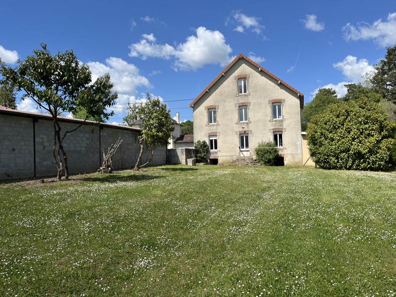 Vente Immeuble ST PRIEST SOUS AIXE - -  145 m² - (87700)