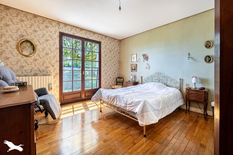 Vente Maison ST YRIEIX SOUS AIXE - 7 pièces -180 m² - (87700)
