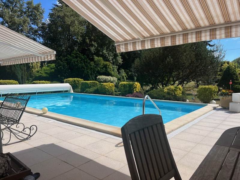 Vente Maison Saint-Victurnien - 7 pièces -255 m² - (87420)