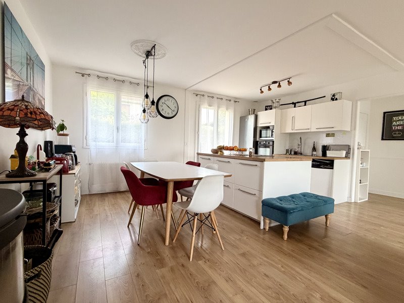 Vente Maison BEYNES - 7 pièces -120 m² - (78650)