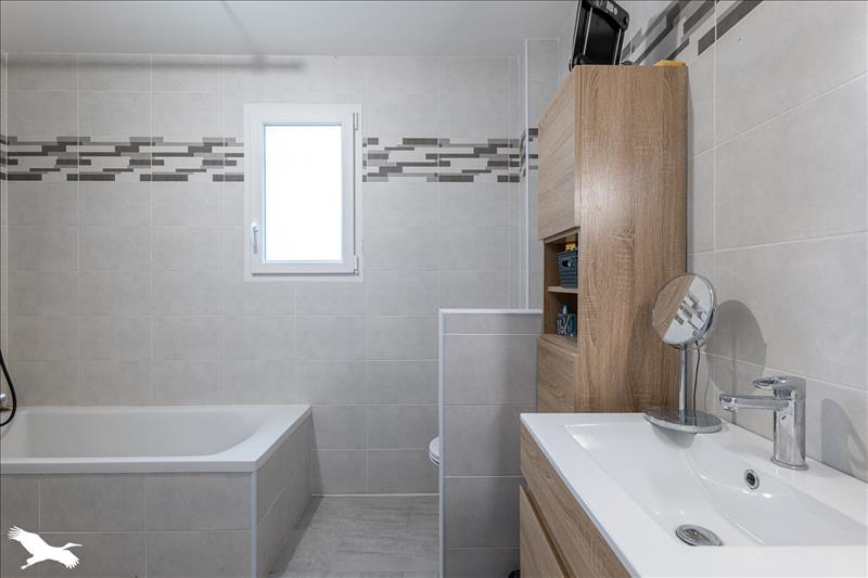 Vente Maison ROUFFIAC - 5 pièces -110 m² - (17800)