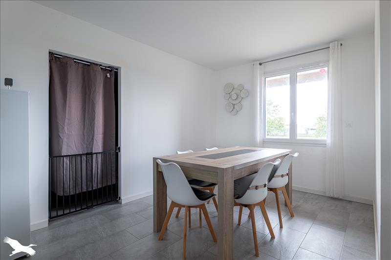 Vente Maison ROUFFIAC - 5 pièces -110 m² - (17800)