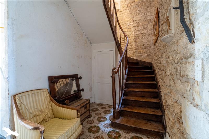 Vente Maison PONS - 5 pièces -167 m² - (17800)