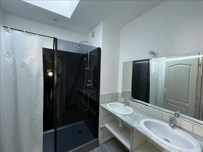 Vente Maison PERIGNAC - 6 pièces -160 m² - (17800)