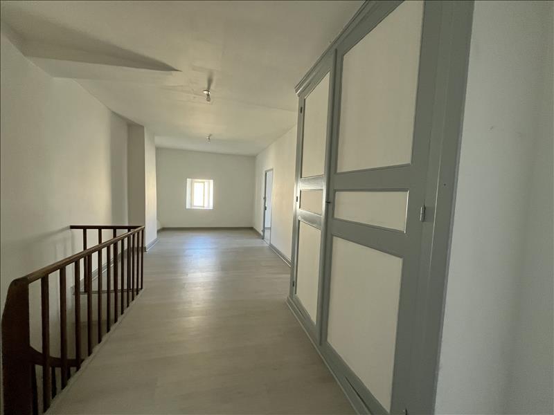 Vente Maison PERIGNAC - 6 pièces -160 m² - (17800)