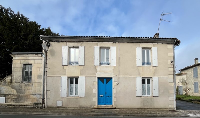 Vente Maison PERIGNAC - 6 pièces -160 m² - (17800)