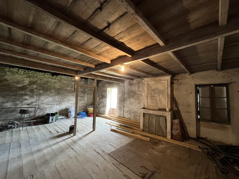 Vente Maison MARIGNAC - 2 pièces -57 m² - (17800)