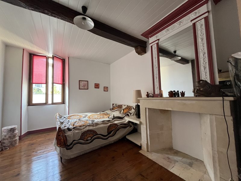 Vente Maison GEMOZAC - 6 pièces -125 m² - (17260)