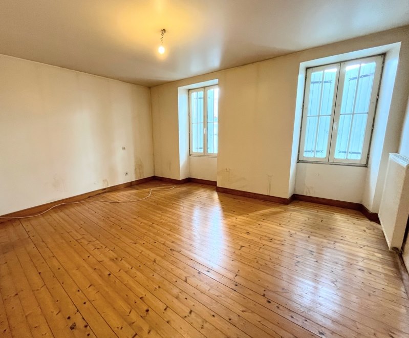 Vente Maison PERIGNAC - 5 pièces -110 m² - (17800)
