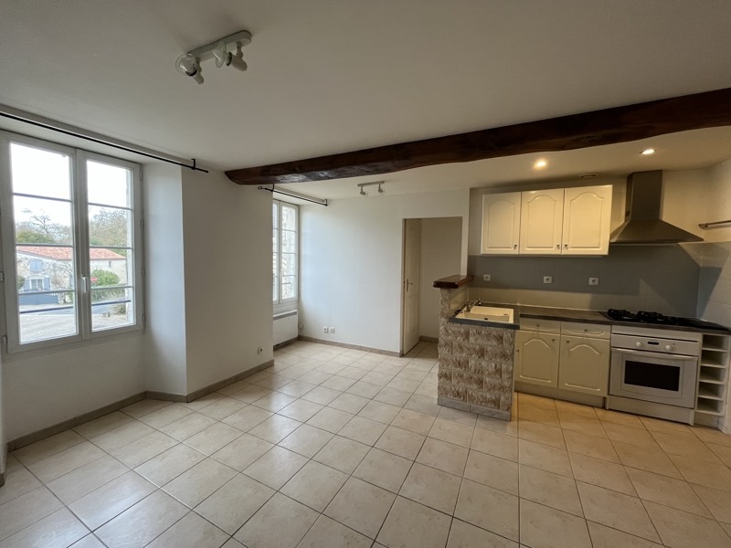 Vente Appartement PONS - 3 pièces -57 m² - (17800)