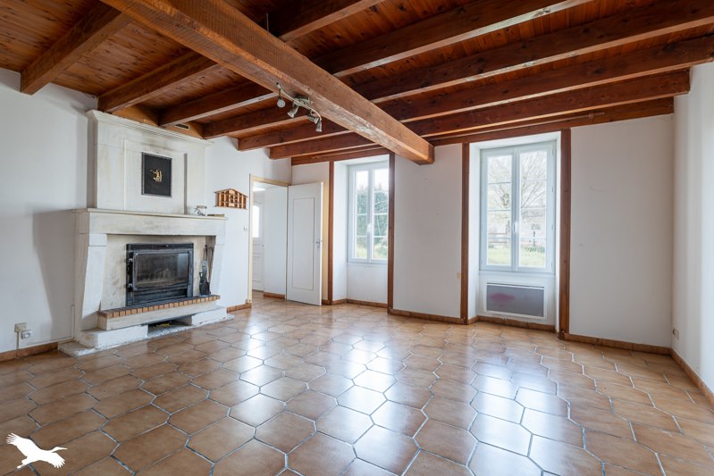 Vente Maison PONS - 5 pièces -160 m² - (17800)