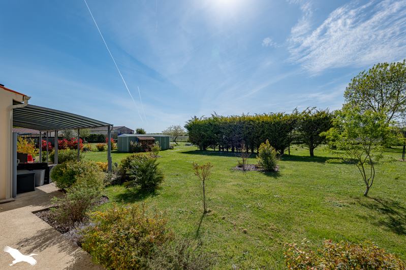 Vente Maison PONS - 6 pièces -146 m² - (17800)