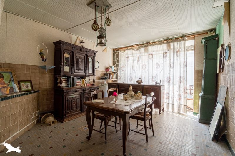 Vente Maison PONS - 7 pièces -179 m² - (17800)