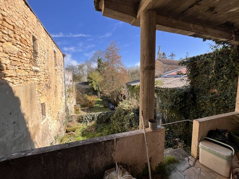 Vente Immeuble PONS - -  124 m² - (17800)