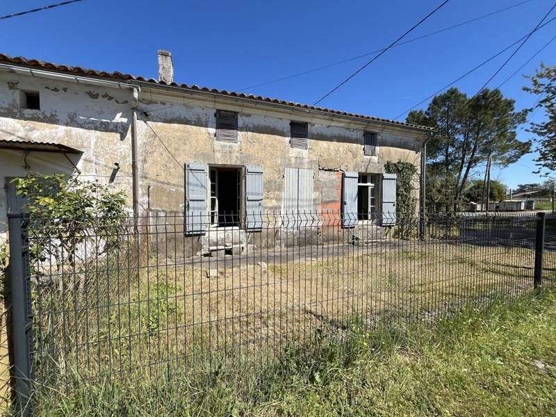 Vente Maison CHAMPAGNOLLES - 4 pièces -107 m² - (17240)