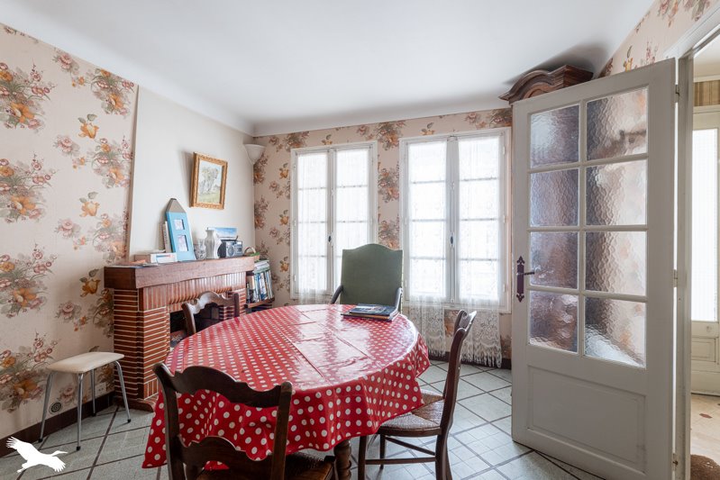 Vente Maison PERIGNAC - 10 pièces -246 m² - (17800)