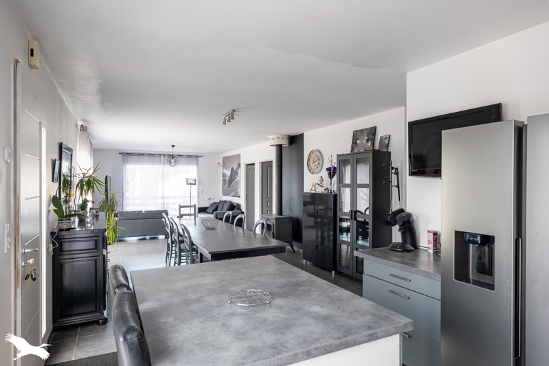 Vente Maison BELLUIRE - 4 pièces -103 m² - (17800)