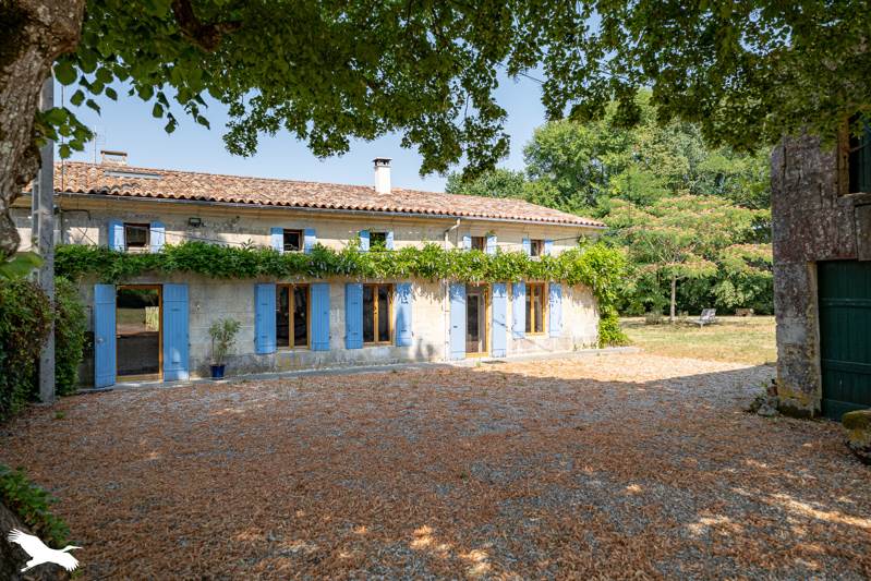 Maison 6 pièces 200 m² · à Champagnolles · 200 m² · 310 000 €