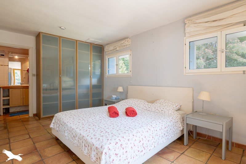 Vente Maison CHAMPAGNOLLES - 6 pièces -200 m² - (17240)
