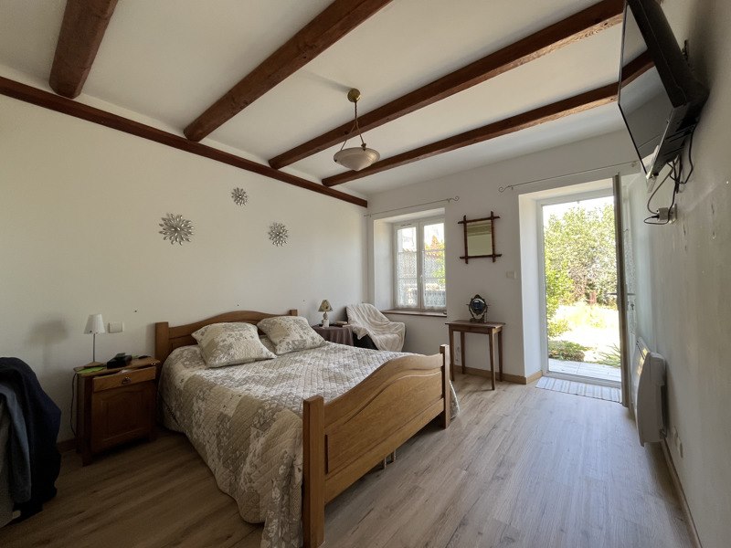 Vente Maison SALIGNAC SUR CHARENTE - 5 pièces -209 m² - (17800)