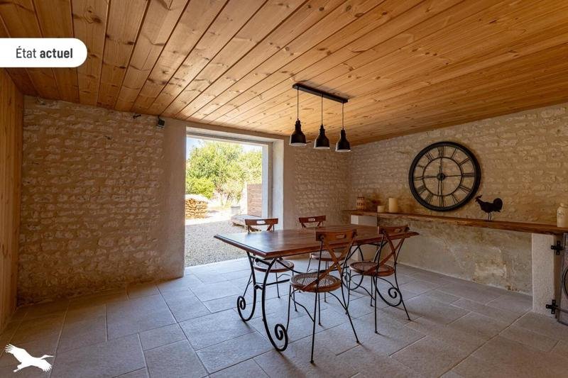 Vente Maison MONTILS - 7 pièces -158 m² - (17800)