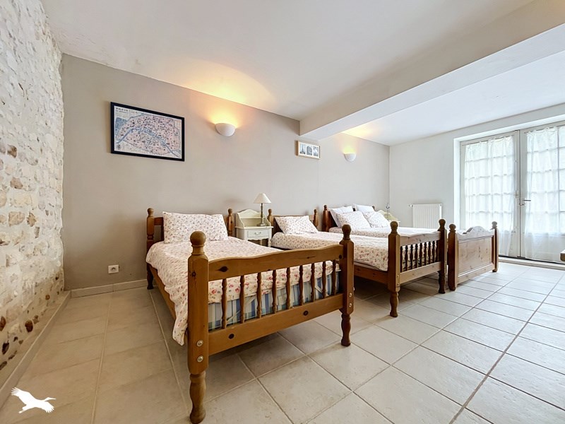 Vente Maison Saint-Léger - 4 pièces -105 m² - (17800)
