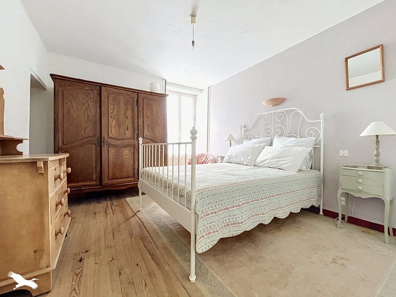 Vente Maison Saint-Léger - 4 pièces -105 m² - (17800)