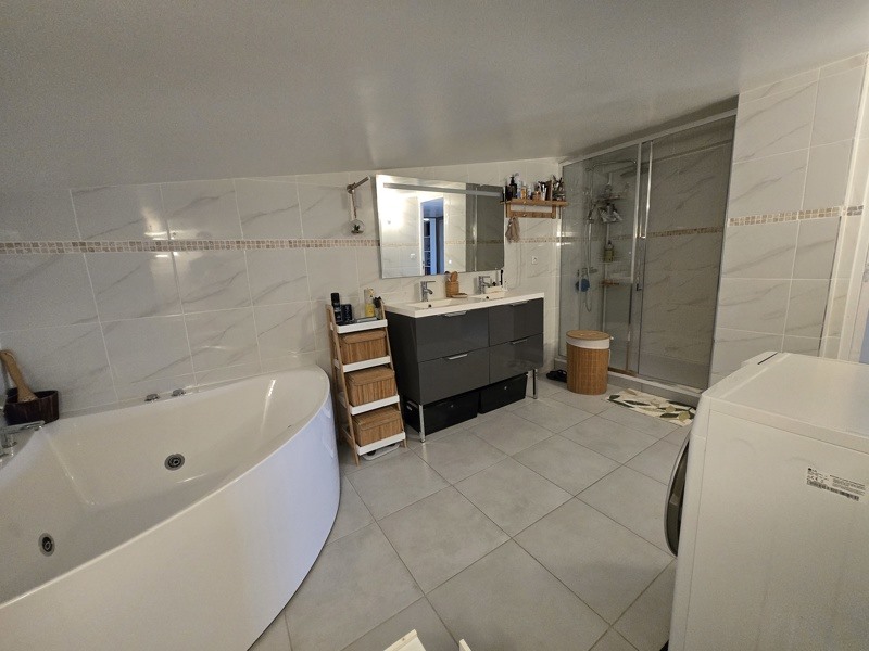 Vente Appartement GIGNAC - 6 pièces -160 m² - (34150)