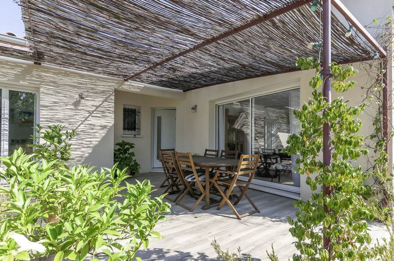 Vente Maison MONTPEYROUX - 6 pièces -152 m² - (34150)