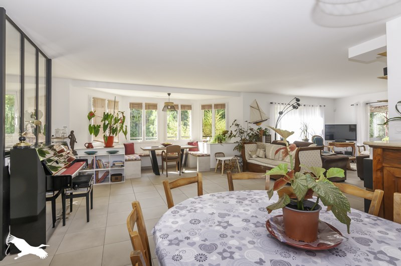 Vente Maison MONTPEYROUX - 6 pièces -152 m² - (34150)