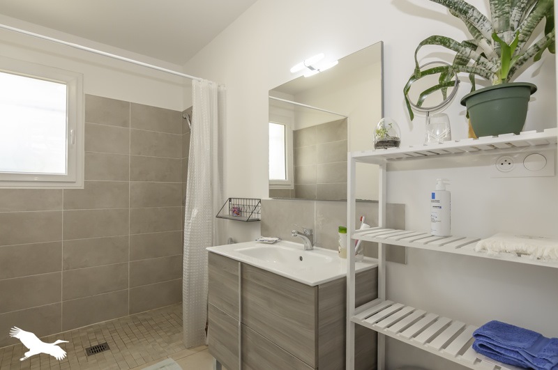 Vente Maison MONTPEYROUX - 6 pièces -152 m² - (34150)