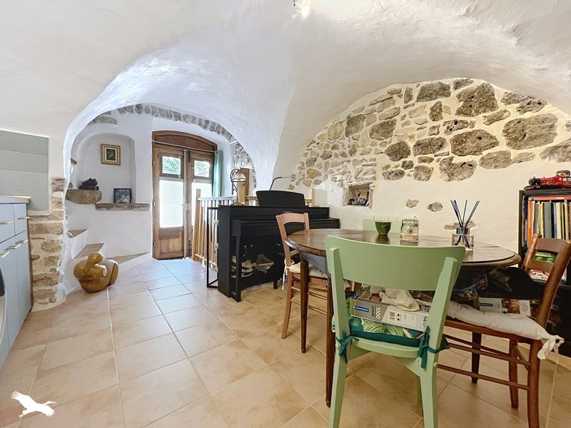 Vente Maison MONTPEYROUX - 4 pièces -63 m² - (34150)