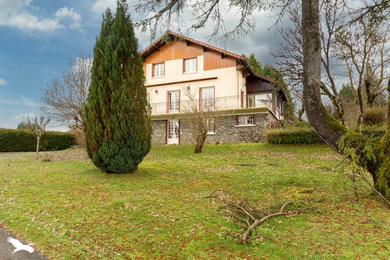 Vente Maison NAVES - 10 pièces -197 m² - (19460)