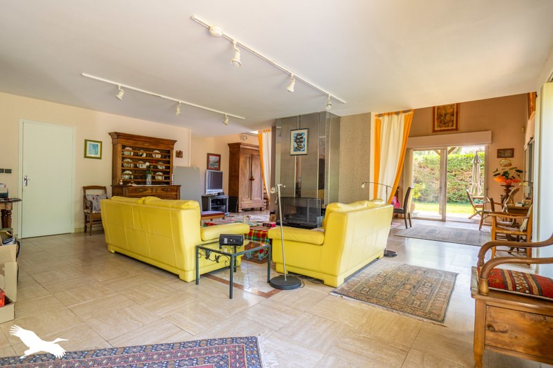Vente Maison CESTAS - 7 pièces -265 m² - (33610)