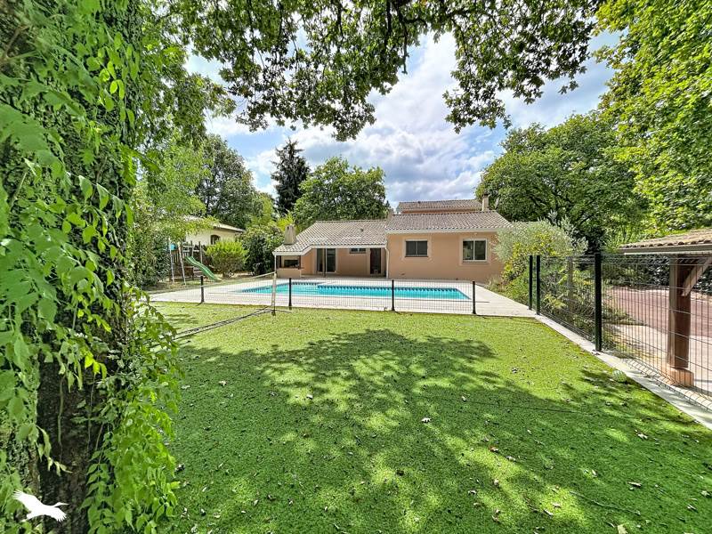 Vente Maison CESTAS - 8 pièces -192 m² - (33610)