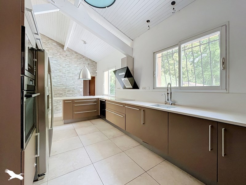 Vente Maison CESTAS - 8 pièces -192 m² - (33610)