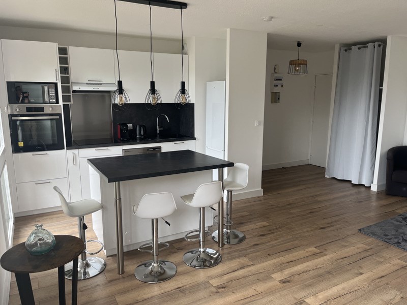 Vente Appartement BORDEAUX - 2 pièces -53 m² - (33000)