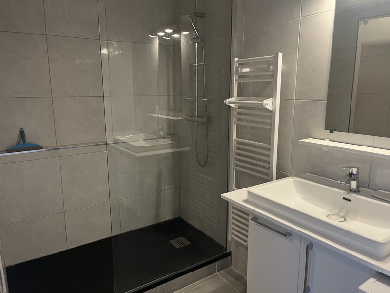 Vente Appartement BORDEAUX - 2 pièces -53 m² - (33000)