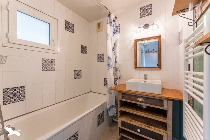 Vente Appartement BORDEAUX - 2 pièces -41 m² - (33000)