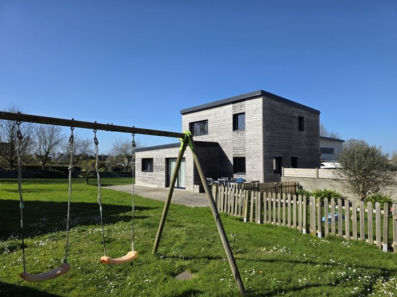 Vente Maison PLOUDALMEZEAU - 6 pièces -109 m² - (29830)