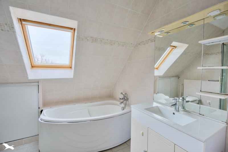 Vente Maison PLOUGUIN - 6 pièces -119,7 m² - (29830)