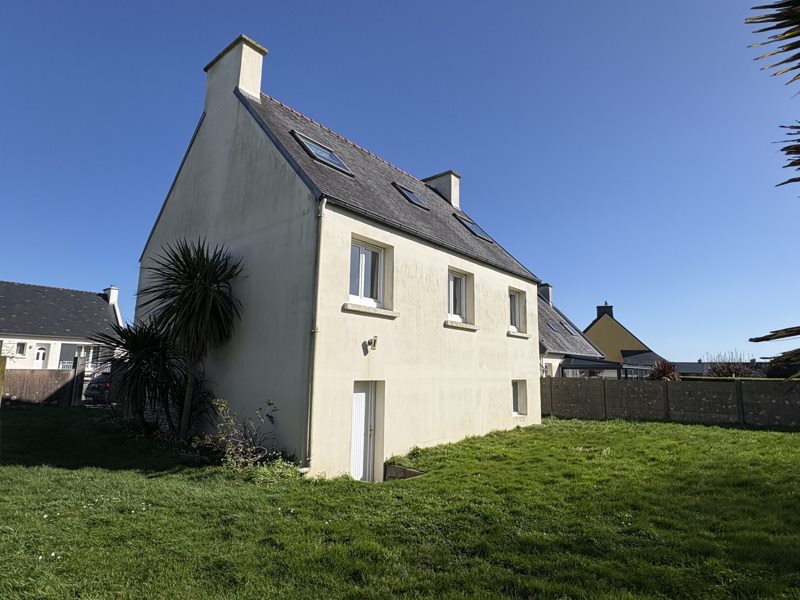 Vente Maison PLOUGUIN - 6 pièces -119,7 m² - (29830)
