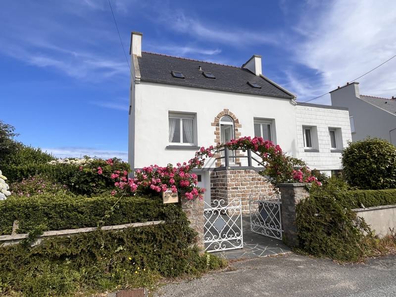 Vente Maison PLOUDALMEZEAU - 8 pièces -124 m² - (29830)