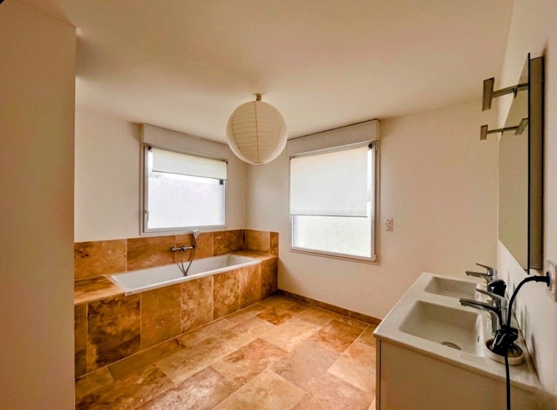 Vente Maison LANDUNVEZ - 8 pièces -210 m² - (29840)