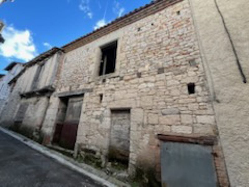 Vente Maison PUYLAROQUE - 2 pièces -84 m² - (82240)