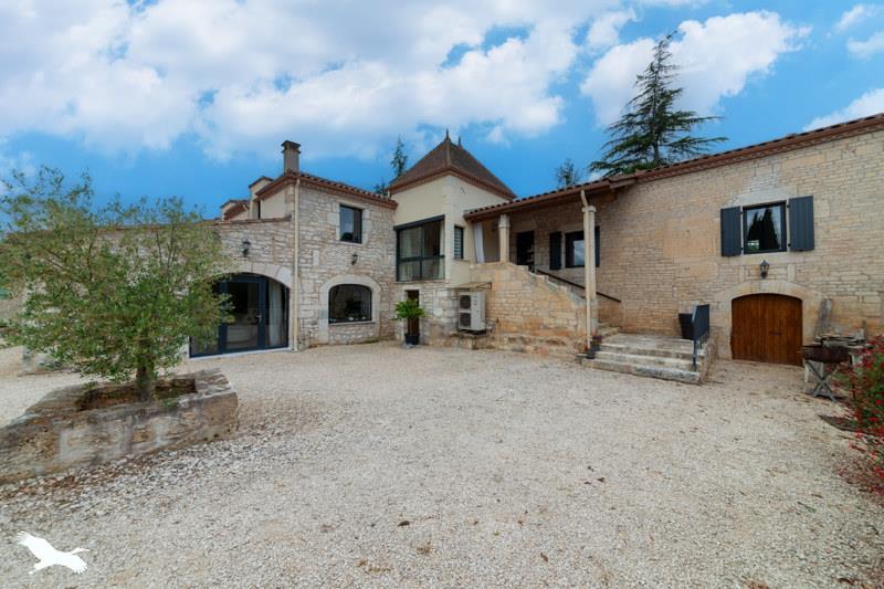 Vente Maison CREMPS - 7 pièces -294 m² - (46230)