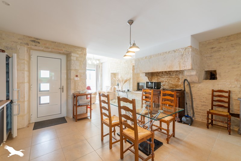 Vente Maison CREMPS - 7 pièces -294 m² - (46230)