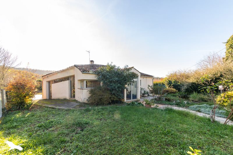 Vente Maison Bouziès - 5 pièces -135 m² - (46330)