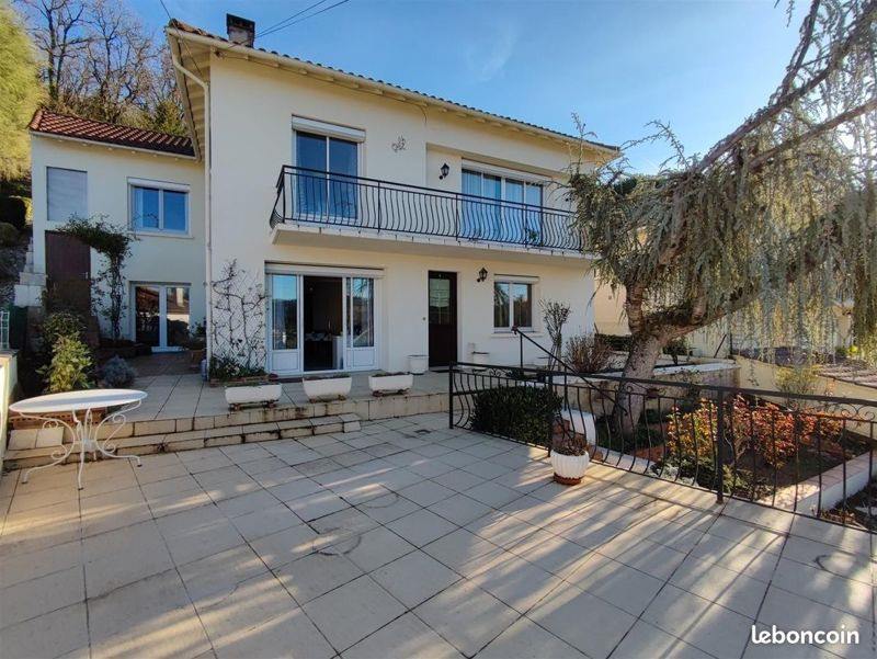 Vente Maison CAHORS - 6 pièces -187 m² - (46000)